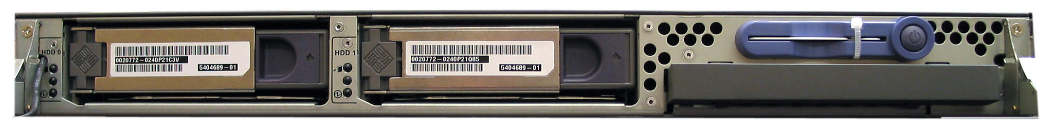 Sun Fire V210 (post July 2006) Front Open Zoom