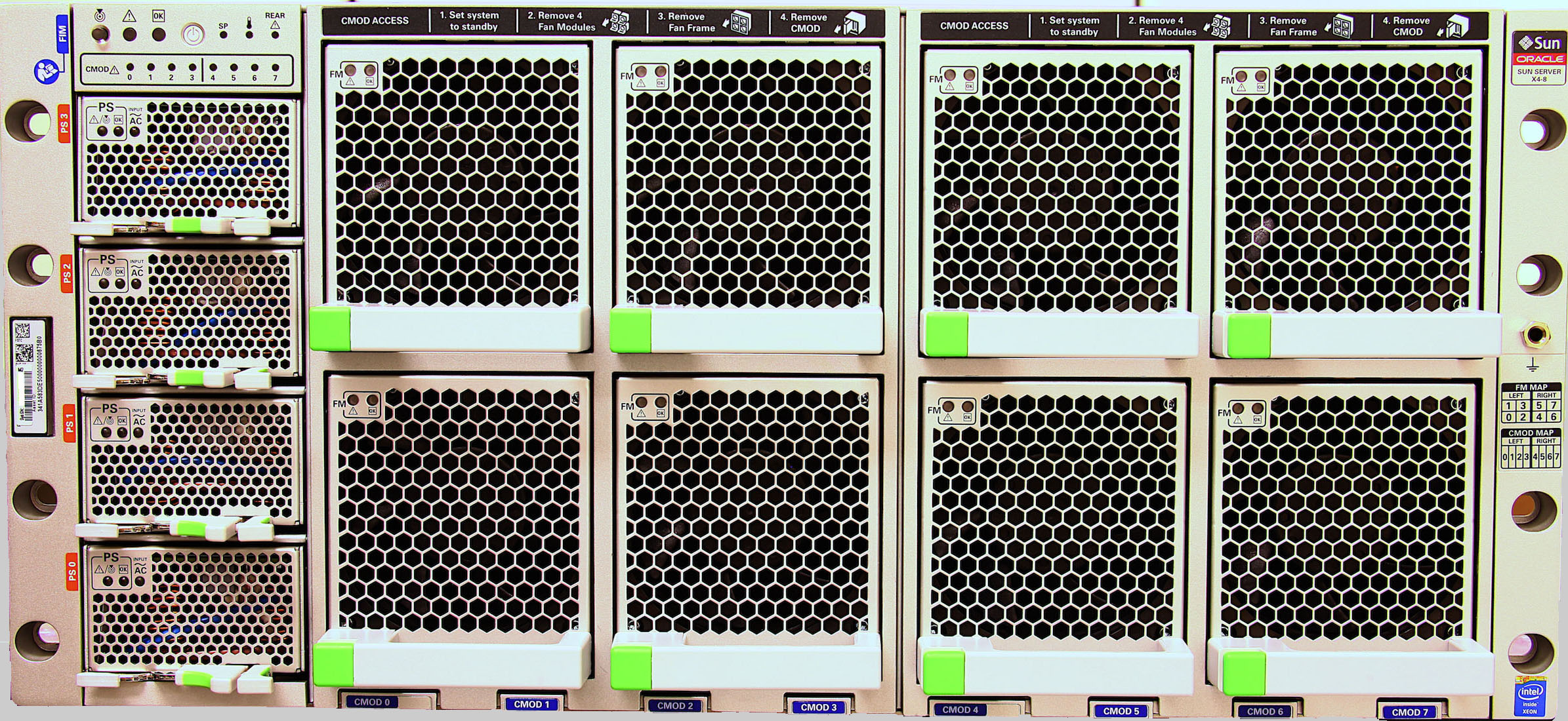 Sun Server X4-8 Front Zoom